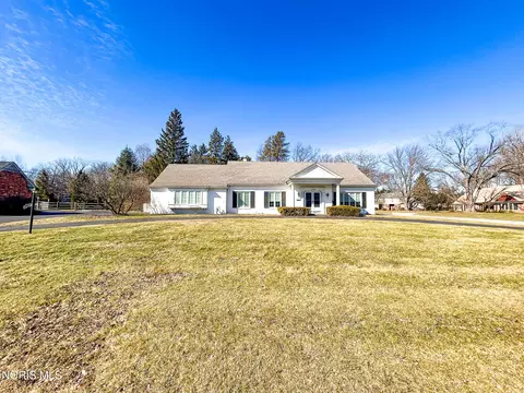 4770 Springbrook Dr, Toledo, OH 43615