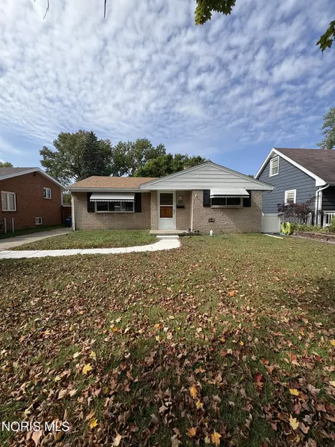 5619 Birchdale Dr, Toledo, OH 43623