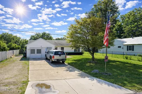 400 Evergreen Ter, Columbus, OH 43228