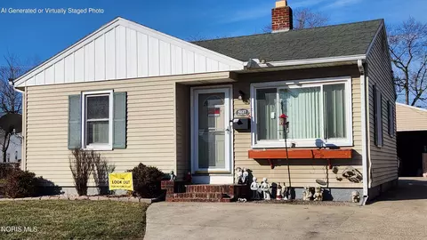 5127 Homeside Ave, Toledo, OH 43612