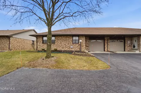 1813 Manor Hill Rd #10, Findlay, OH 45840