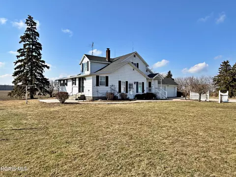 3392 Rd 6, Leipsic, OH 45856