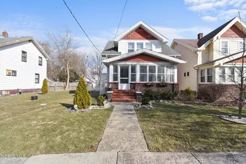 833 Kingston Ave, Toledo, OH 43605