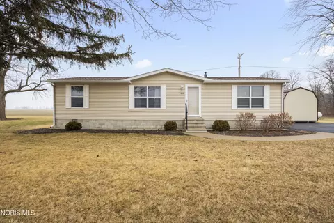 1830 Co Rd 213, Fremont, OH 43420