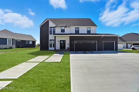 10321 Wheatfield Dr, Findlay, OH 45840