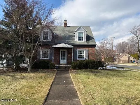 3175 Cheltenham Rd, Toledo, OH 43606