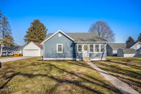 159 Smith St, Elmore, OH 43416