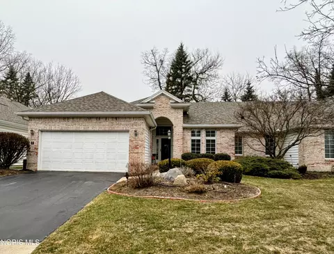 7 Bent Creek Xing, Sylvania, OH 43560