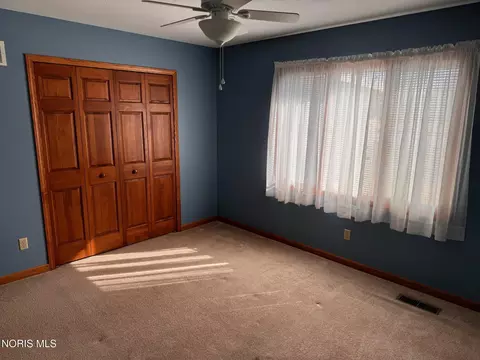 Bedroom - 202 Sycamore Ln, Bryan, OH 43506 photo 4 of 4