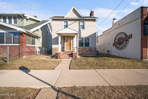 1703 Nevada St, Toledo, OH 43605