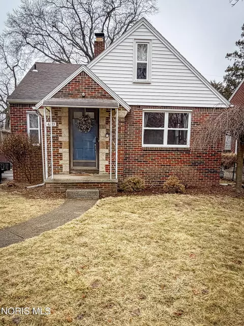 4233 Garrison Rd, Toledo, OH 43613
