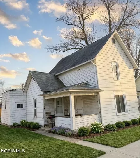 821 S Main St, Bryan, OH 43506