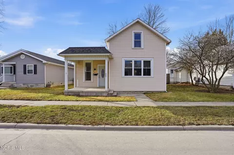 623 E Sandusky St, Findlay, OH 45840