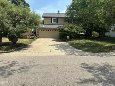 1635 Woodhurst Dr, Toledo, OH 43614