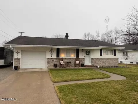 324 Marion Ave, Holgate, OH 43527