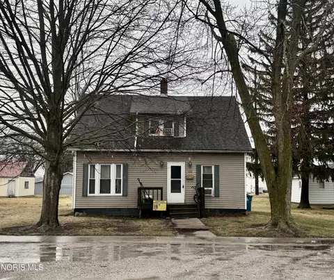 330 N Emmett St, Bryan, OH 43506