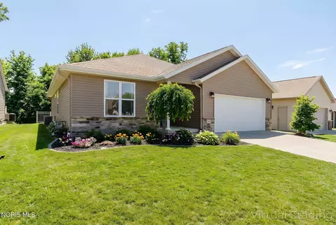 2143 Bluestone Dr, Findlay, OH 45840