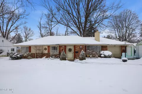 1933 Grecourt Dr, Toledo, OH 43615