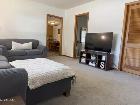 Living - 114 E Perry St, Walbridge, OH 43465 photo 4 of 4