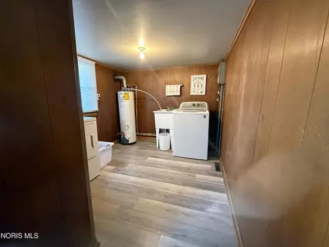 Other - 114 E Perry St, Walbridge, OH 43465 photo 6 of 11