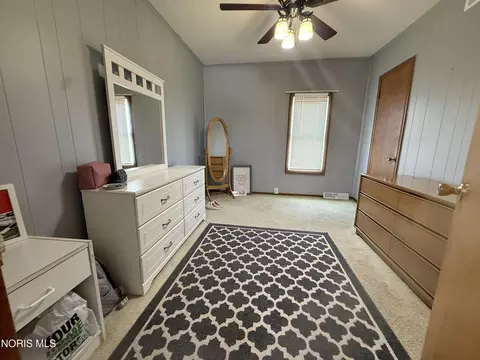 Bedroom - 114 E Perry St, Walbridge, OH 43465 photo 1 of 6