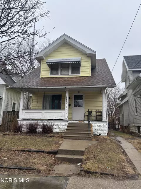 647 Carlton St, Toledo, OH 43609