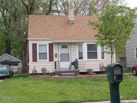 1014 Mackow Dr, Toledo, OH 43607