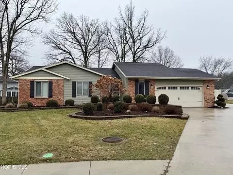1844 Tiffin Ct, Defiance, OH 43512