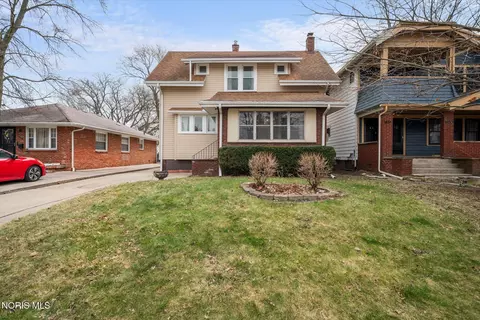 1847 Princeton Dr, Toledo, OH 43614
