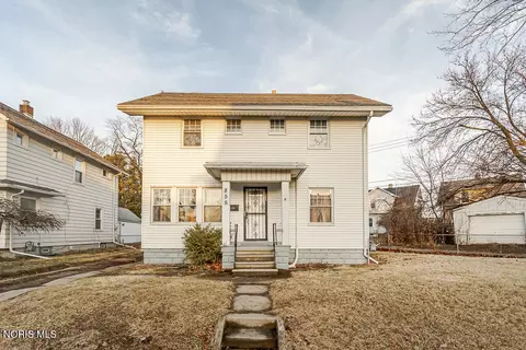855 Brighton Ave, Toledo, OH 43609