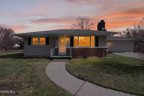 1225 Westgate Rd, Toledo, OH 43615