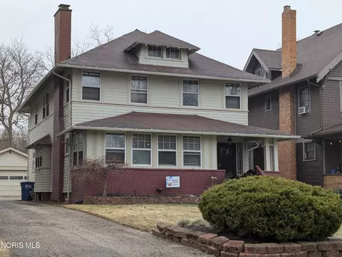 2721 Parkwood Ave, Toledo, OH 43610
