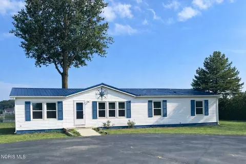 608 Oneida Dr, Montpelier, OH 43543