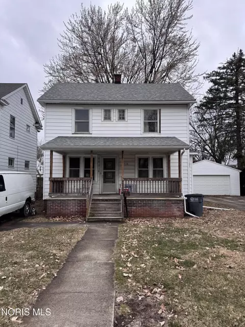 1538 Watova Rd, Toledo, OH 43614