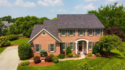 1931 Tecumseh Ct, Perrysburg, OH 43551