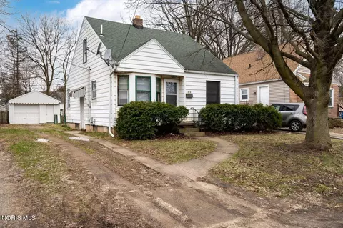 919 Turner Ave, Toledo, OH 43607