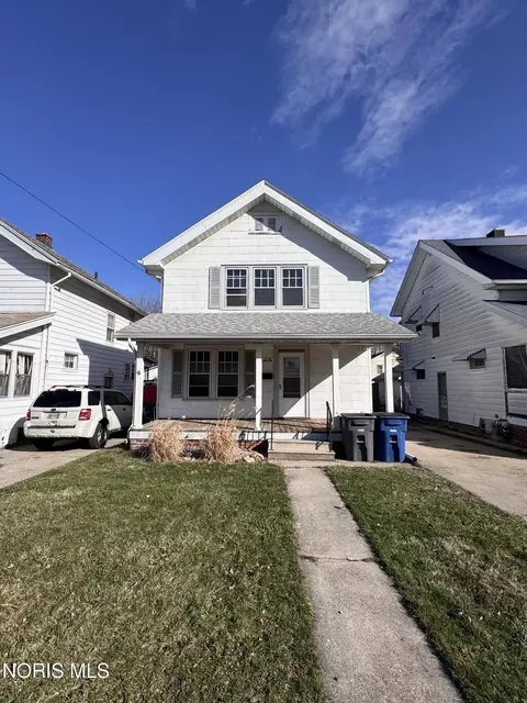 610 Dryden Dr, Toledo, OH 43612