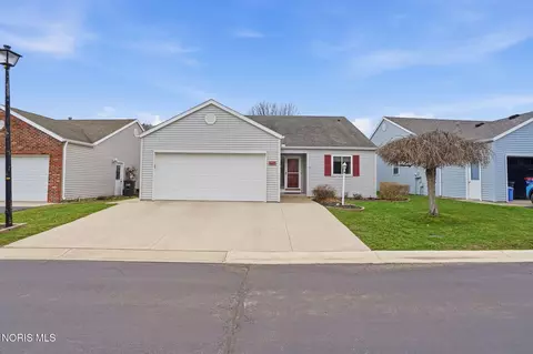 1331 Countryside Dr, Findlay, OH 45840