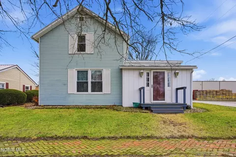 301 E 7th St, Sycamore, OH 44882
