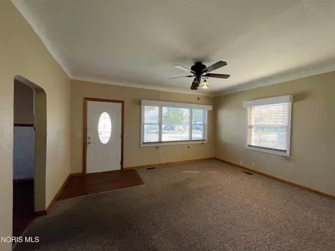 Living - 716 S Walnut St, Bryan, OH 43506 photo 4 of 4