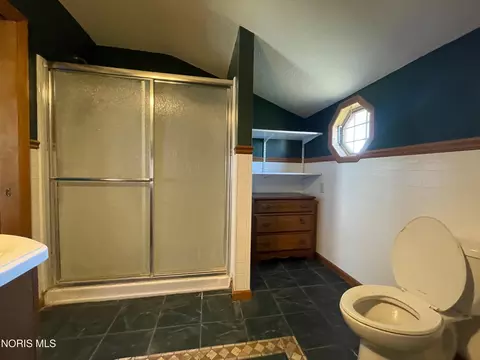 Bath - 716 S Walnut St, Bryan, OH 43506 photo 3 of 3