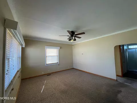 Living - 716 S Walnut St, Bryan, OH 43506 photo 1 of 4