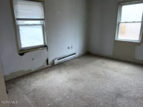 40 Pitt St, Norwalk, OH 44857 photo 6