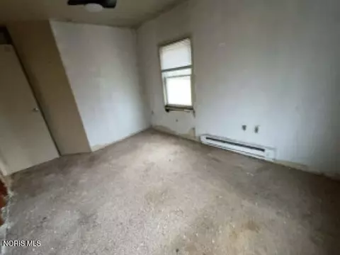 40 Pitt St, Norwalk, OH 44857 photo 8