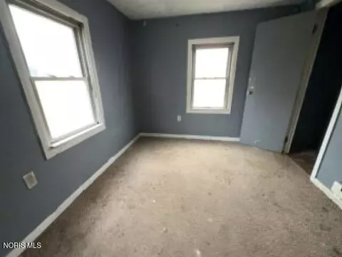 40 Pitt St, Norwalk, OH 44857 photo 3