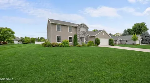 Exterior - 433 Primrose Ln, Archbold, OH 43502 photo 2 of 8