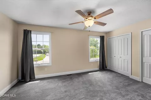 Bedroom - 433 Primrose Ln, Archbold, OH 43502 photo 6 of 7