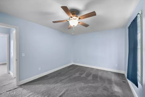 Bedroom - 433 Primrose Ln, Archbold, OH 43502 photo 5 of 7