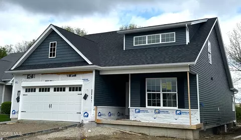2298 Falling Waters Ln, Perrysburg, OH 43551