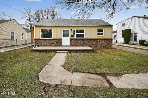 927 W Northgate Pkwy, Toledo, OH 43612